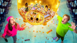 چالش خوردن شکلات بدون دست ، با...