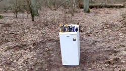 ترقه در برابر vs لباس شویی