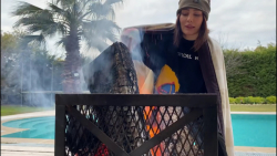 کلیپ لو رفته سحر قریشی در خانه...