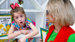 ایوا یک دوست خوب