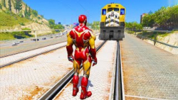 مرد عنکبوتی | نبرد با قطار | GTA 5 | پنج مرد آهنی در مقابل قطار