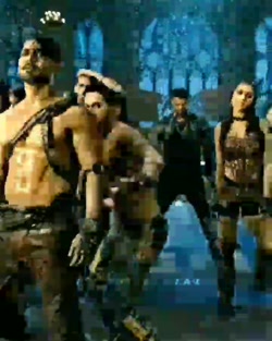 (وارون داوان)(رقاص خیابانی)