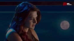 سکانسی از قسمت اول سریال جنون...