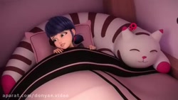 دختر کفشدوزکی و گربه سیاه