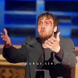 مرگ سنا غمگین گودال