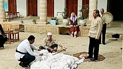 مراسم سنتی پنبه زنی در کاروانسرای افضل شوشتر مراسم سنتی پنبه زنی در کاروانسرای افضل شوشتر