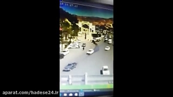 فیلم ترمز بریدن نیسان آبی در دروازه قرآن شیراز فیلم ترمز بریدن نیسان آبی در دروازه قرآن شیراز