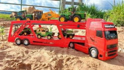 بازی با اسباب بازی ماشین بازی...