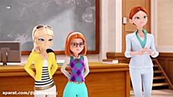 دختر کفدوزکی و گربه ی سیاه