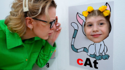 درس نخوندن ایوا و دوستش در مدر...