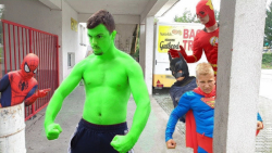 برنامه کودک ابرقهرمانان  هالک...