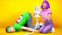 چالش خوردن و خریدن همه چیز در...