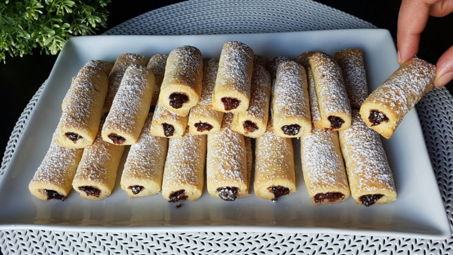 طرز تهیه رولت شکلاتی در خانه :: آموزش شیرینی خانگی