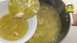 پختن سوپ مرغ کاملا ساده و خوشم...