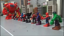 اسباب بازی های ابرقهرمان | هال...