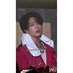 موهای فرفری تهیونگ وجونگ کوک د...