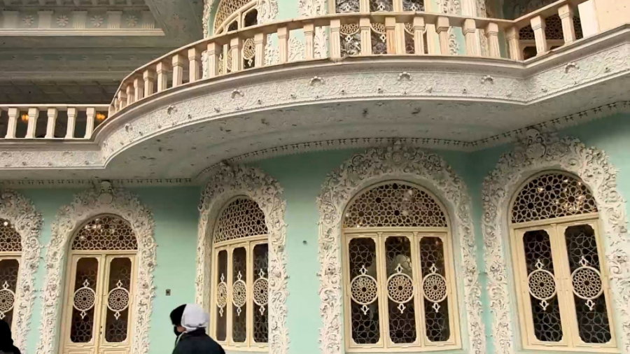 پوستر کوچک