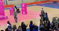 مراسم جشن قهرمانی زنان فوتسال تیم پیکان در لیگ برتر مراسم جشن قهرمانی زنان فوتسال تیم پیکان در لیگ برتر