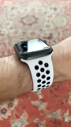 تجربه خرید بند سیلیکونی طرح Nike مناسب برای اپل واچ 42 میلی متری