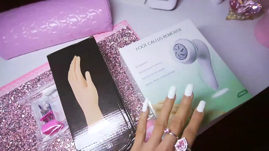 نحوه استفاده از دست مصنوعی آموزش کاشت ناخن