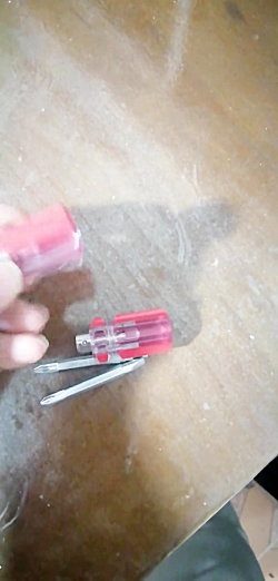 تجربه خرید مجموعه 2 عددی پیچ گوشتی مشتی مدل Z00