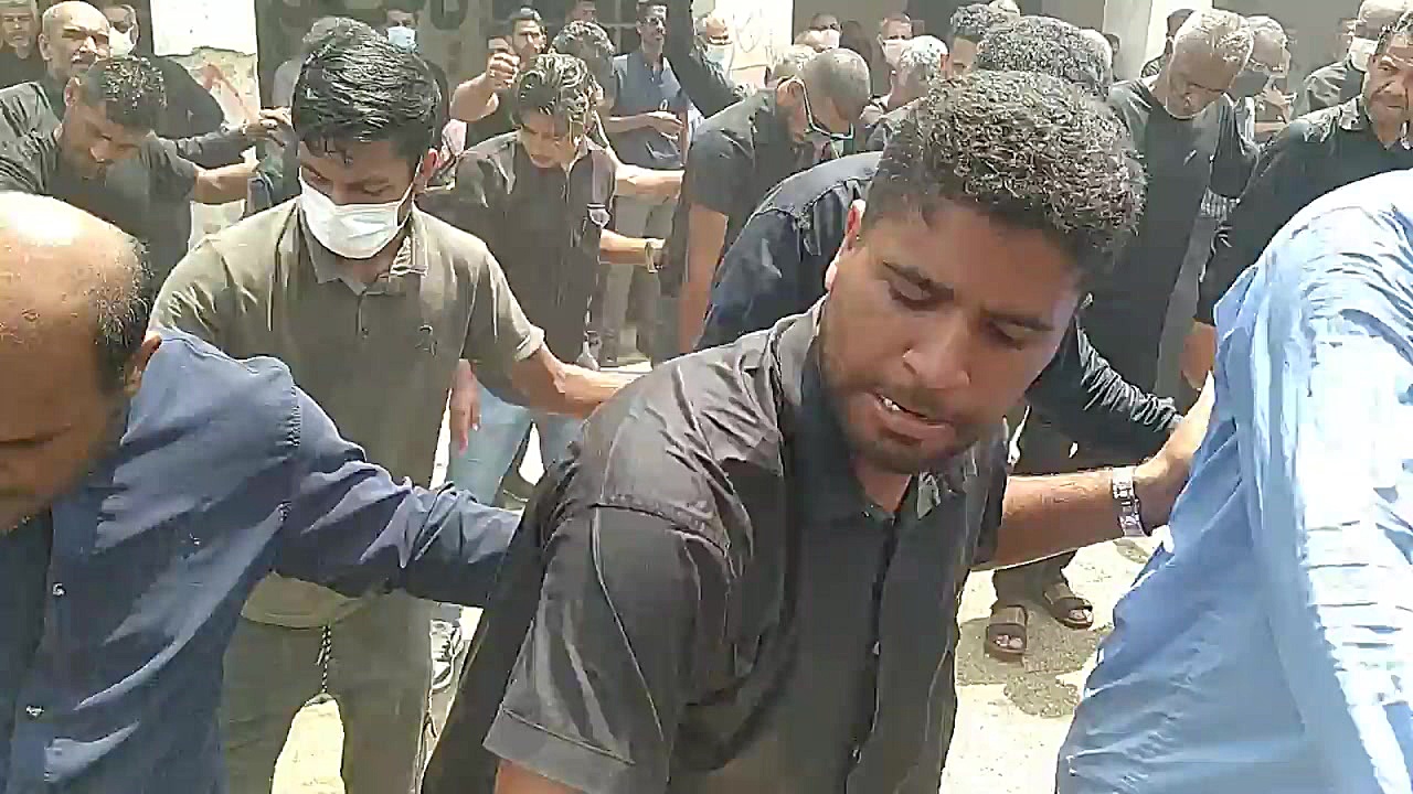 پوستر بزرگ