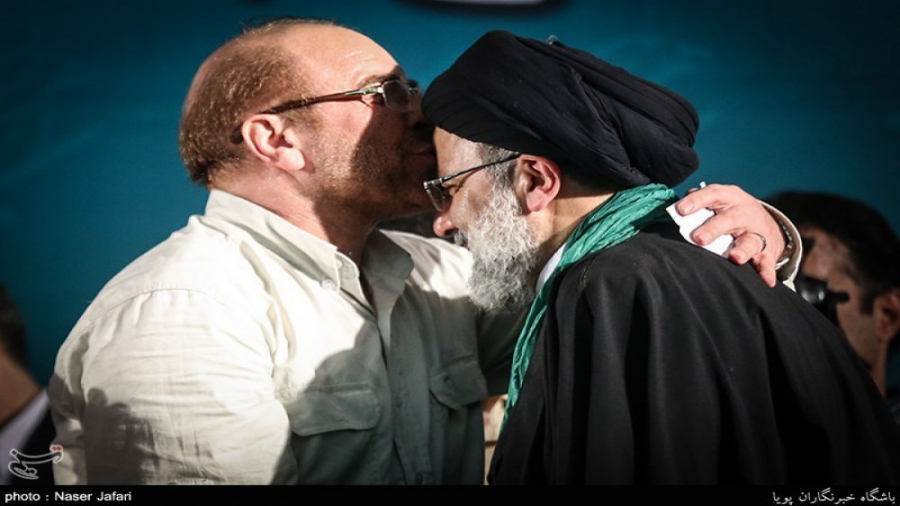لزوم تحقیق در مورد یک جمع یا گروه، قبل از عضویّت در آن، و پیوند با اعضای آن کلینیک مو