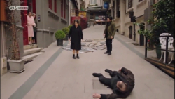 & 039;قسمتی از سریال آپارتمان...