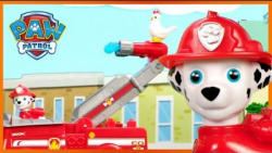 بازی با اسباب بازی سگ های نگهب...