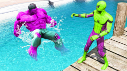 پرت شدن هالک بنفش توسط مرد عنکبوتی سبز در آب ، بازی فان GTA