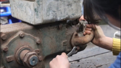 بازسازی یک موتور دیزلی شکسته پیدا شده از جنگ جهانی