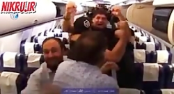 خوشحالی استقلالیها روی باند فرودگاه خوشحالی استقلالیها روی باند فرودگاه