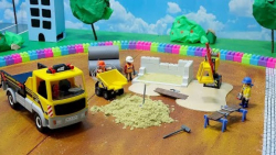 بازی با اسباب بازی ماشین بازی...