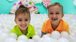 برنامه کودک ولاد و نیکی | مرکز...