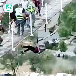 نجات پسر جوان در پل معلق سنندج که تا یک قدمی مرگ پیش رفت نجات پسر جوان در پل معلق سنندج که تا یک قدمی مرگ پیش رفت