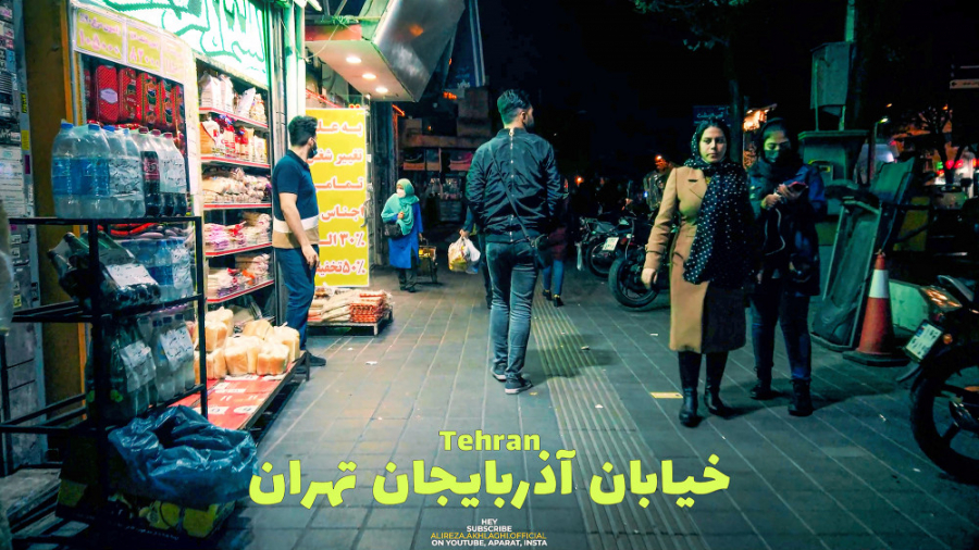 پوستر کوچک