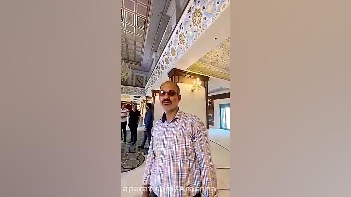 پوستر بزرگ