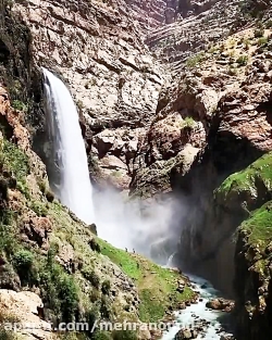 عظمت و بزرگی آبشار تنگ زندان عظمت و بزرگی آبشار تنگ زندان