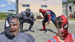 ابرقهرمانان  هالک  مرد عنکبوتی...