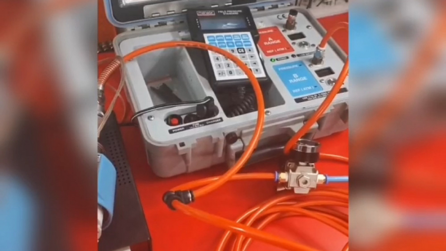 کمپتیبل اندیکیتور RIA45 با پرشر PMP41 و تست با گیج فشار Mensor کلینیک دندانپزشکیعلی دایی