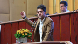 ناگفته های نمایندگان شورا در صحن علنی / گزارش ویژه از شورای عالی استانها ناگفته های نمایندگان شورا در صحن علنی / گزارش ویژه از شورای عالی استانها