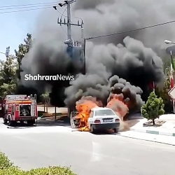 ظهر امروز؛ آتش سوزی خودروی پراید در خیابان حافظ مشهد ظهر امروز؛ آتش سوزی خودروی پراید در خیابان حافظ مشهد