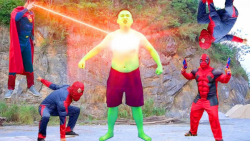 نبرد ابرقهرمانان در دنیای واقع...