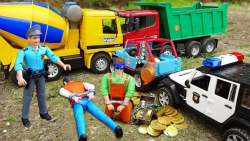 ماشین های پلیس ، کامیون جیپ با...