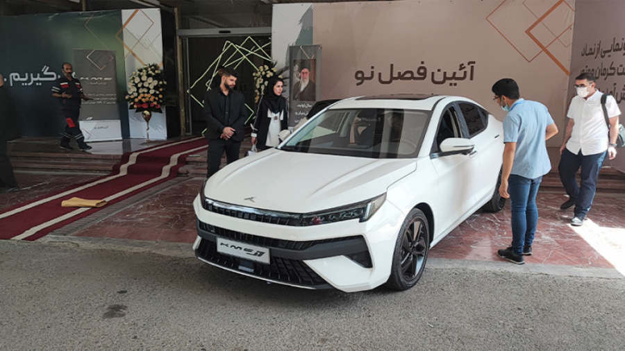 معرفی ماشین کی ام سی KMC J7 کرمان موتور زمان491ثانیه