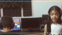 دختر ناز،...برای کرونا خونده ....