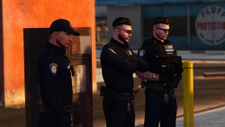 بخشی از استریم بازی فایوم GTA پلیس قلابی شدم