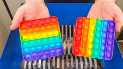 له کردن وسایل کیوت داخل دستگاه...