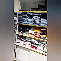 فروشگاه پوشاک نرجس