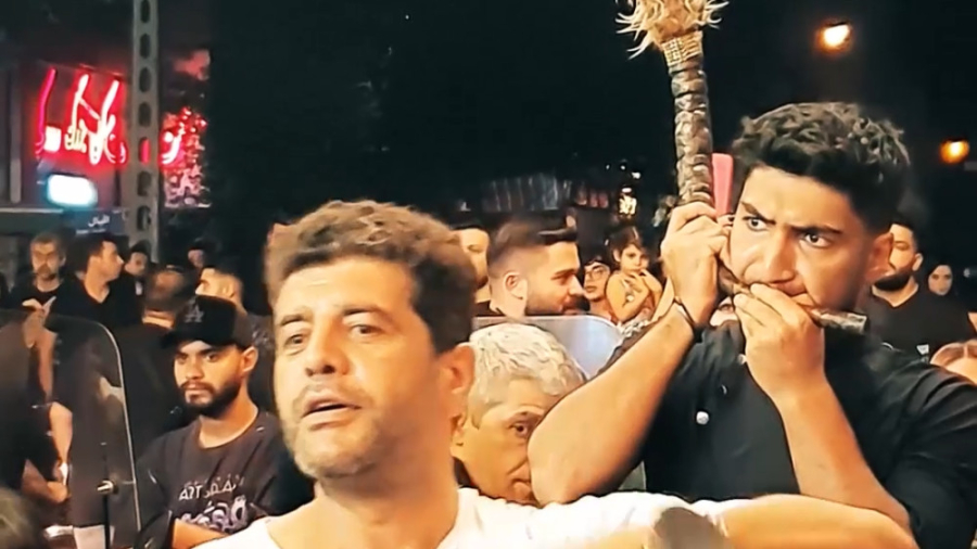 پوستر بزرگ